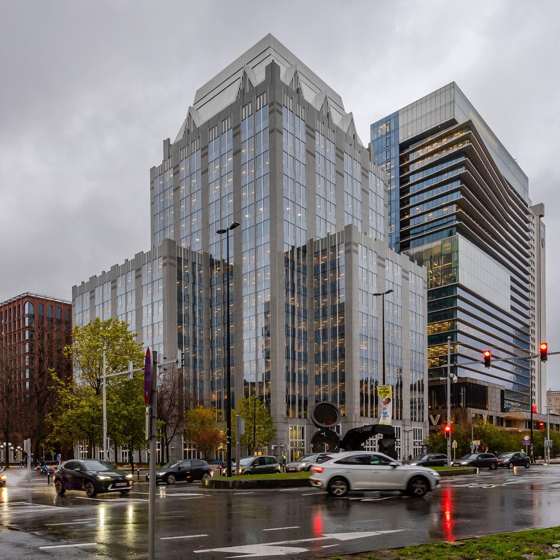 Supporting Canada's Transition to Resilient Buildings Through Battery-Free Early Water Detection